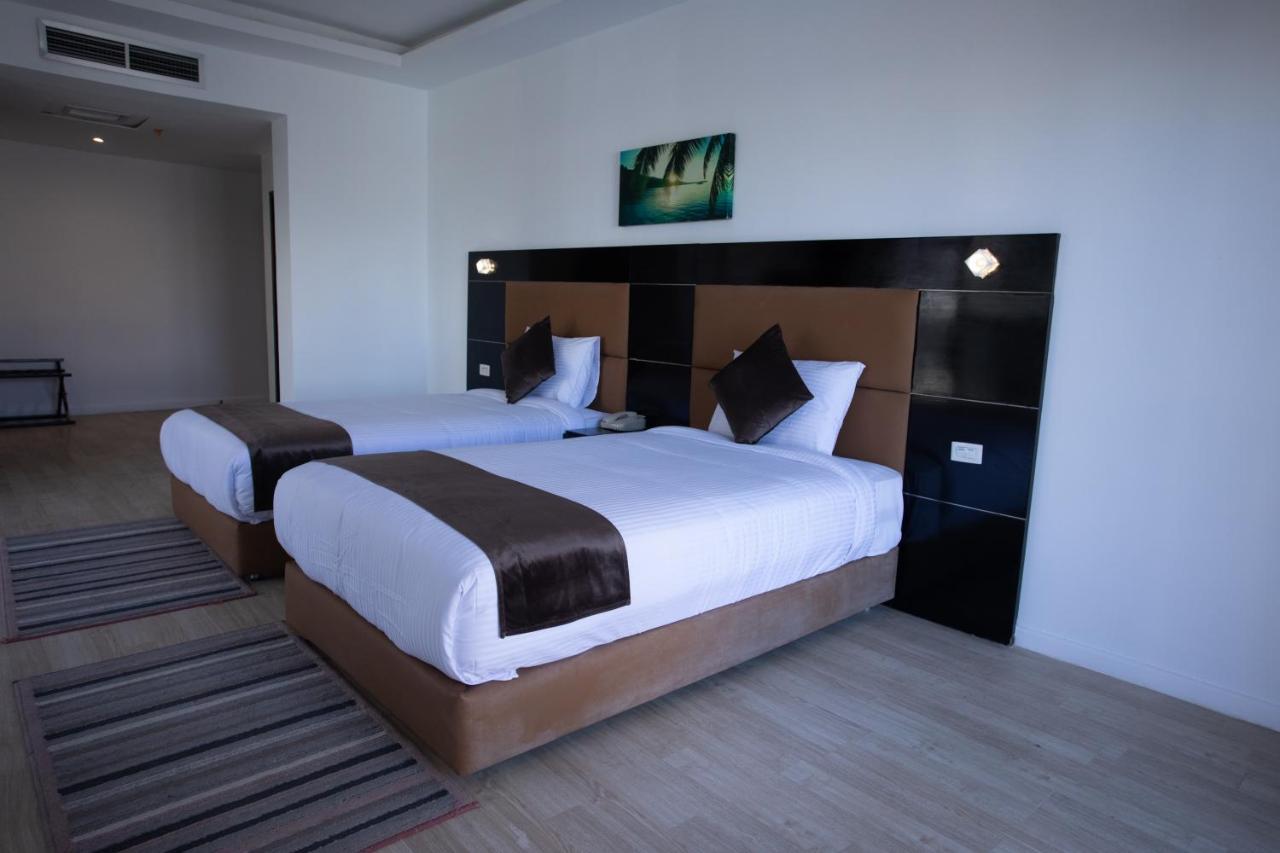 Double or Twin Room with Pool View,1067892994:JPEG