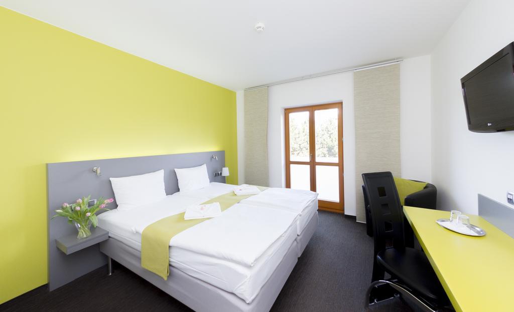 Double Room,112035711:JPEG