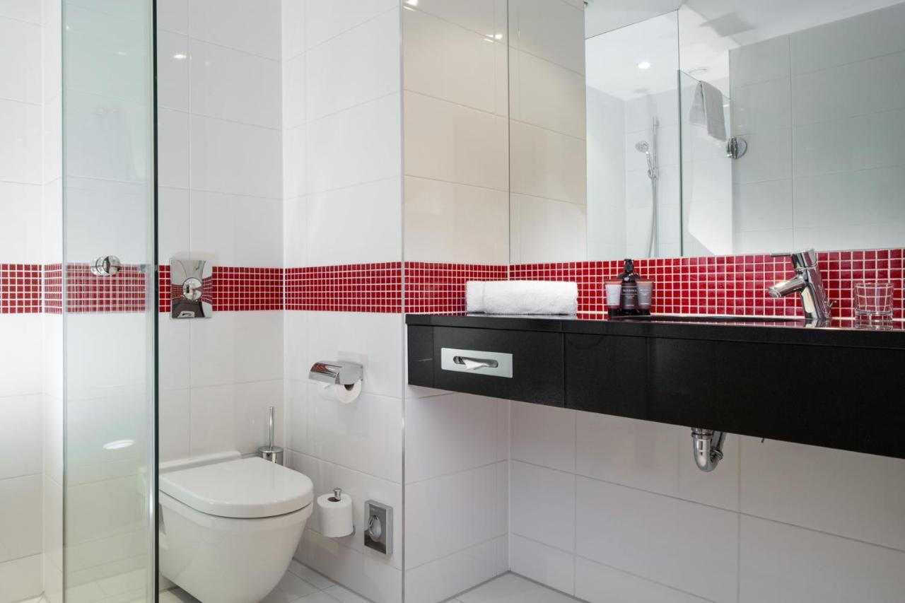 Deluxe Double or Twin Room with Street View,1124799945:JPEG