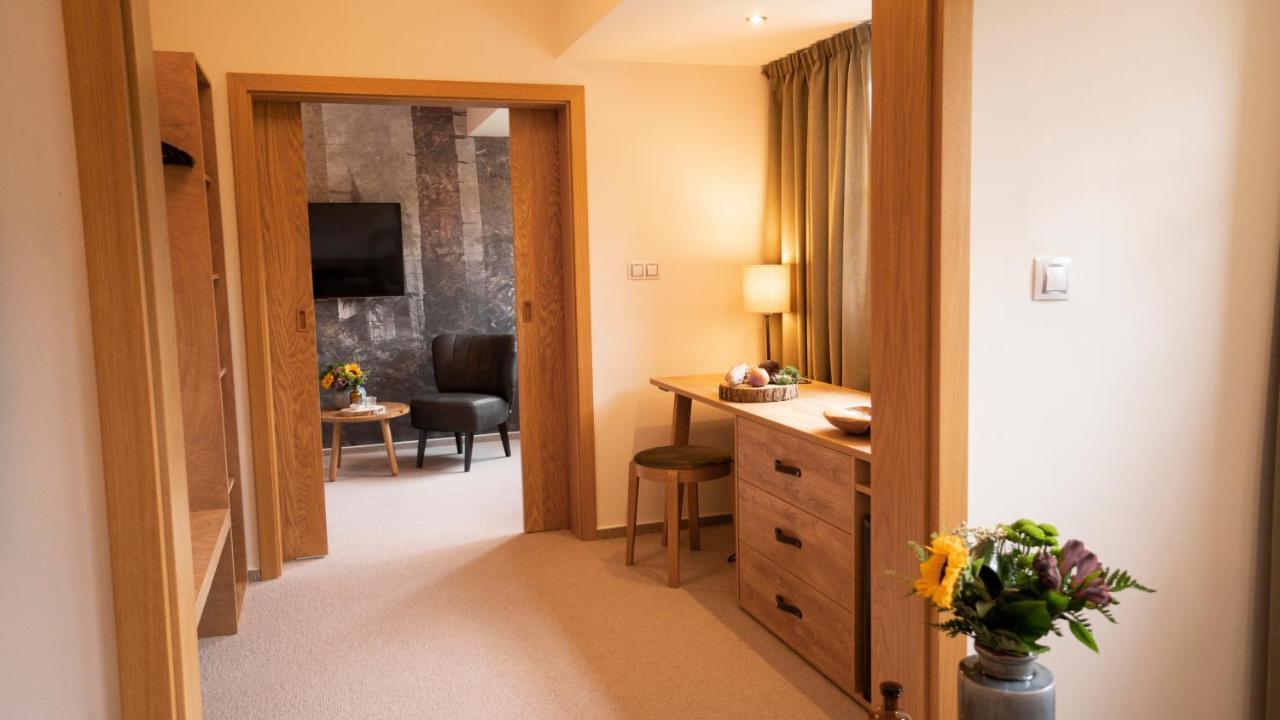 Junior Suite,1204707811:JPEG