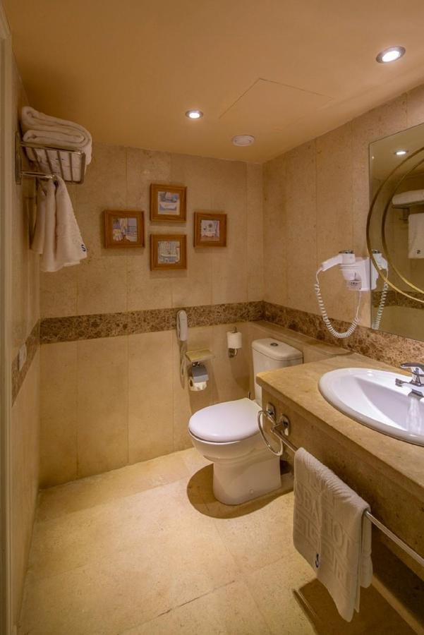 Junior Suite,1152779421:JPEG