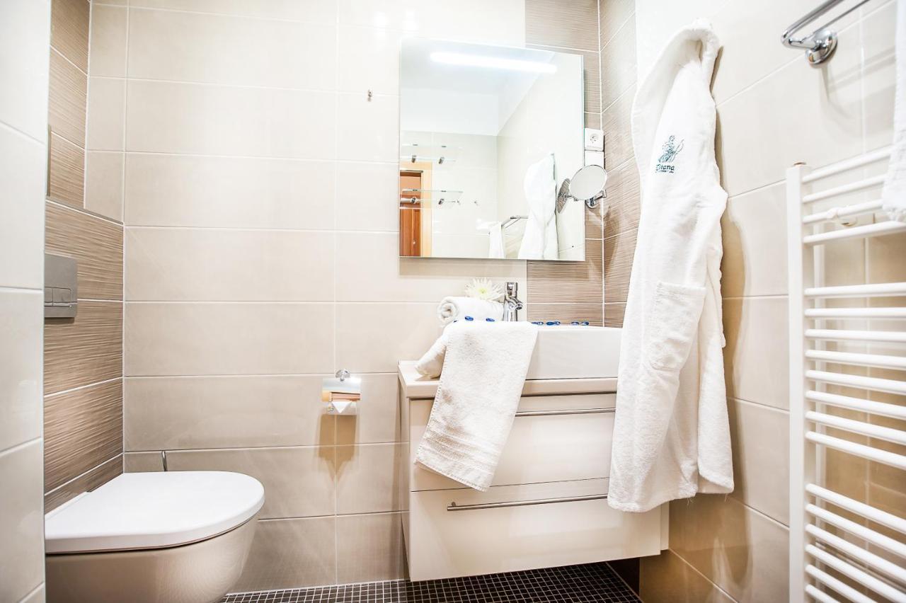 Standard Double Room,1294413283:JPEG