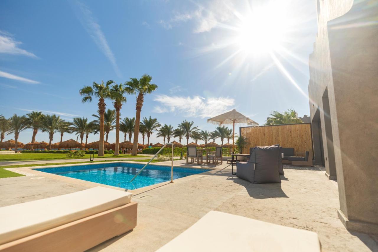 Executive Pool Suite,1178067526:JPEG