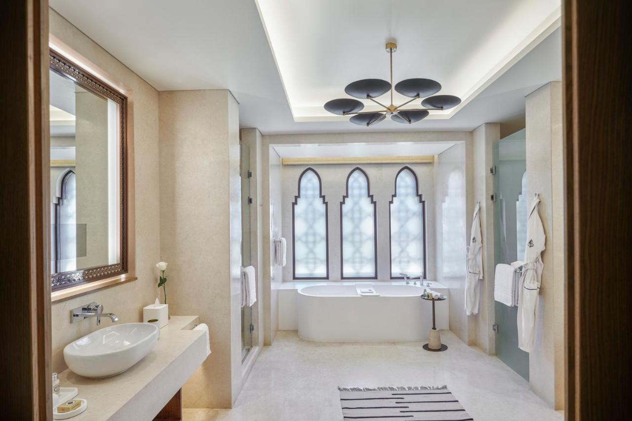 Apartmá Imperial s manželskou postelí King a bazénem