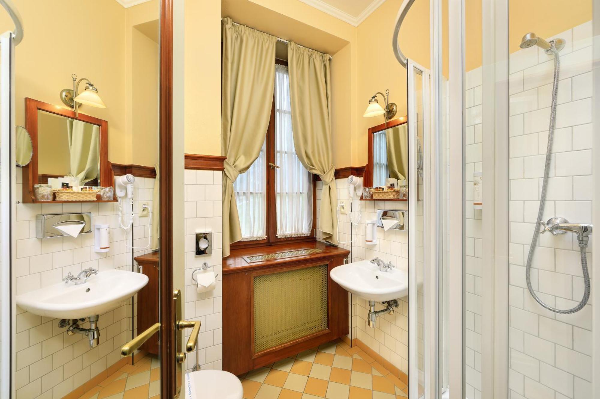 Apartmá se 2 ložnicemi a manželskou postelí velikosti King