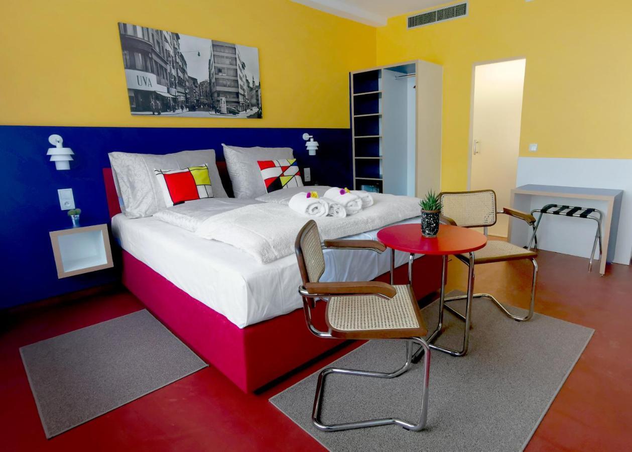 King Room with Balcony and Bathtub