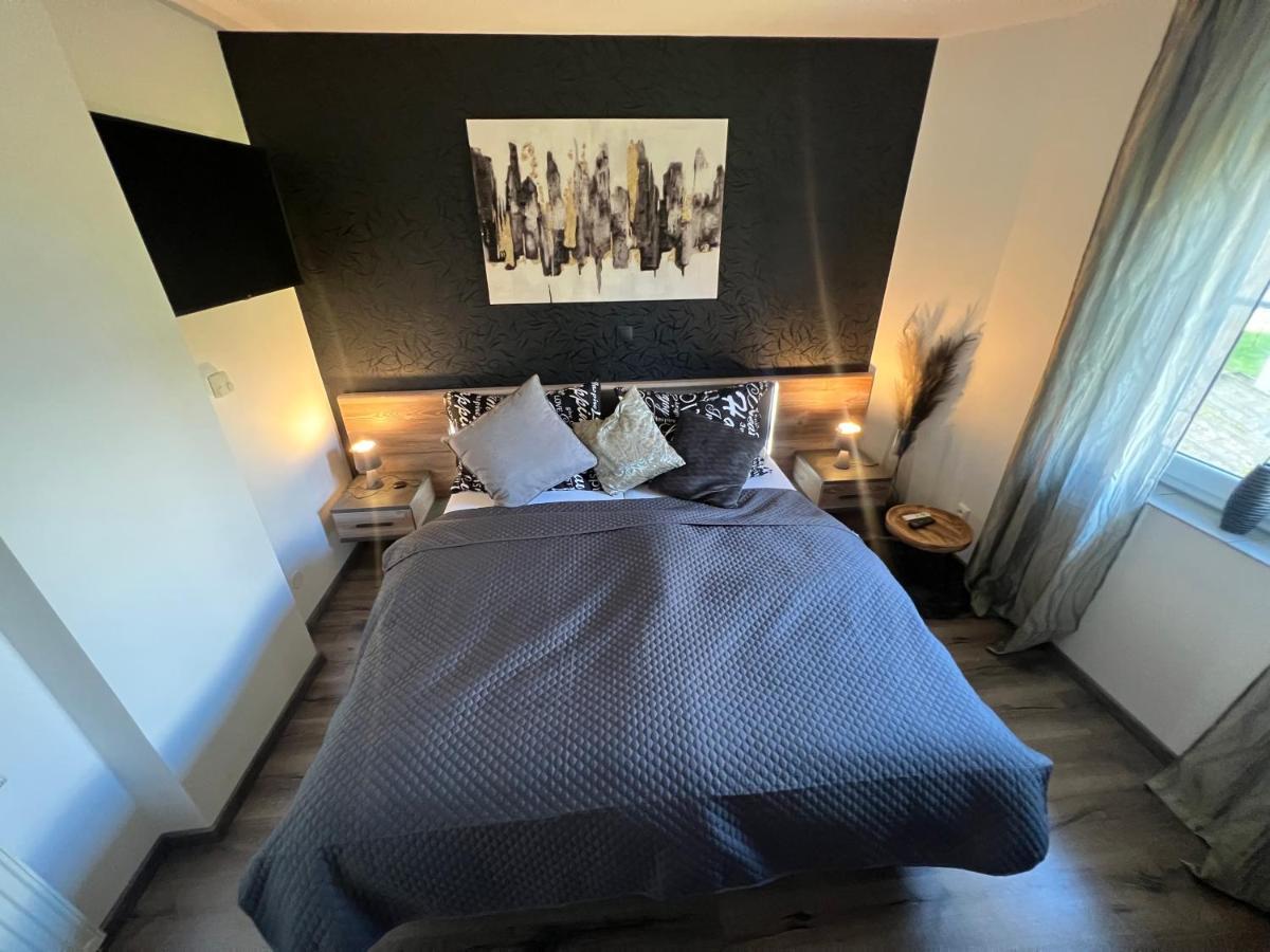 Double Room,1313688706:JPEG