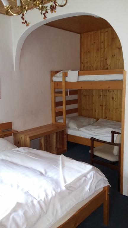 Quadruple Room,196786294:JPEG