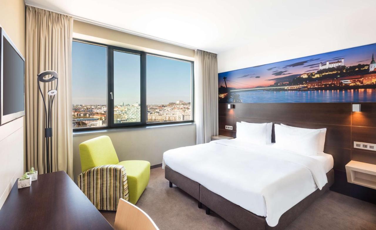 King Room,1428617332:JPEG