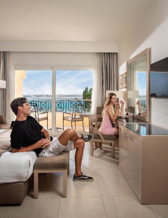 Pokoj Premium Deluxe s výhledem na moře