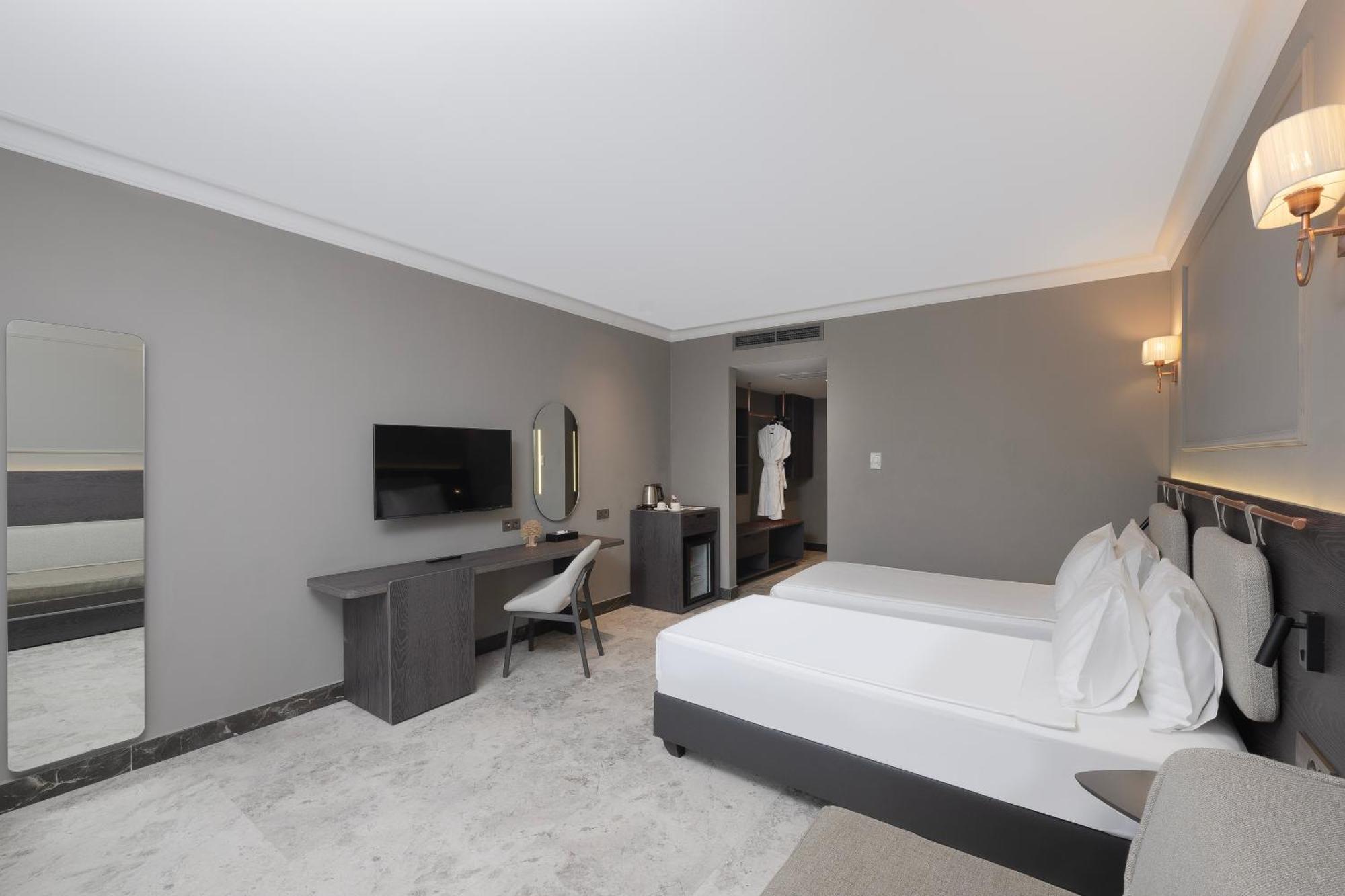 Classic Room without Balcony,1498858495:JPEG