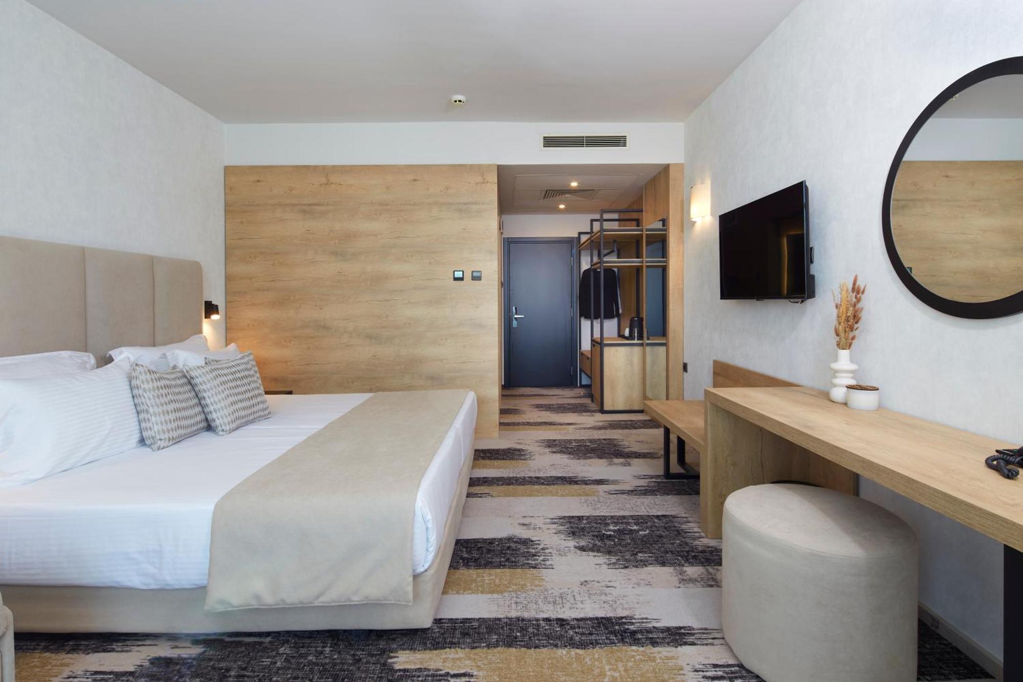 Double Room Balcony,1595399191:JPEG