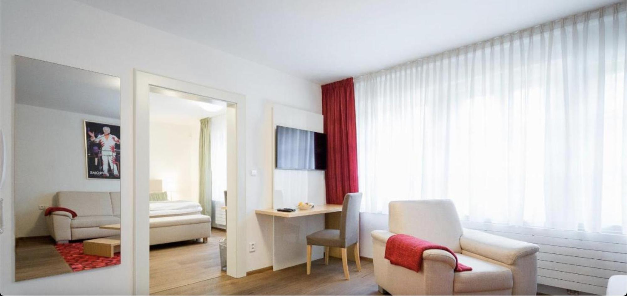 Deluxe Double Room,1756566205:JPEG