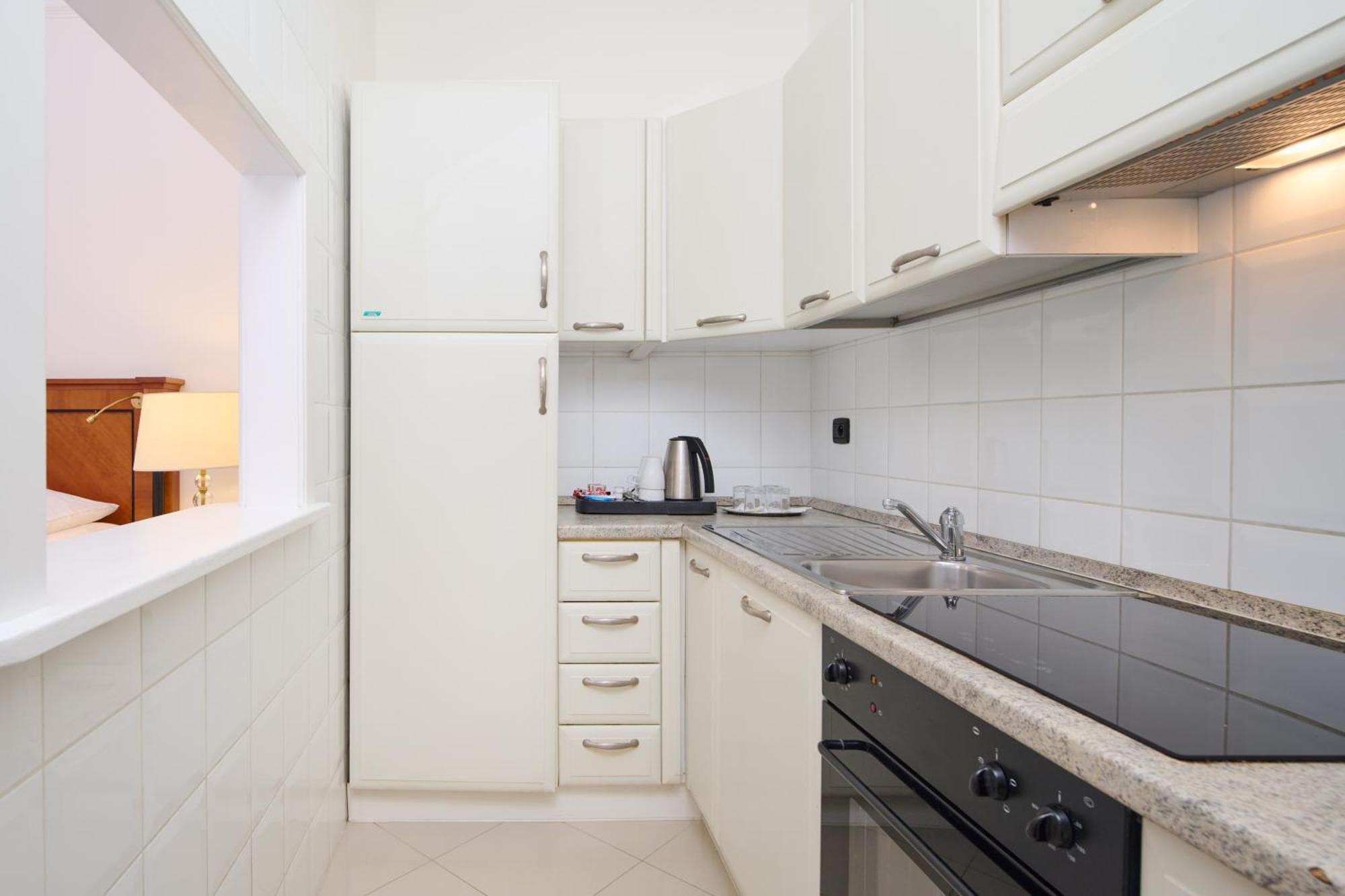 Family Room (3-4 Adults),1673650172:JPEG