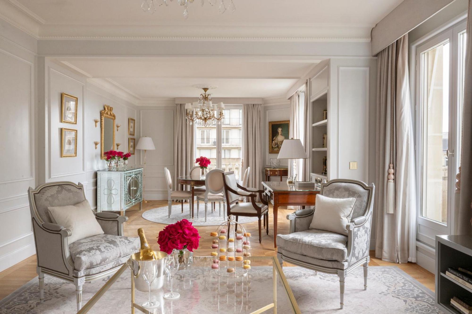 Grand Premier Suite