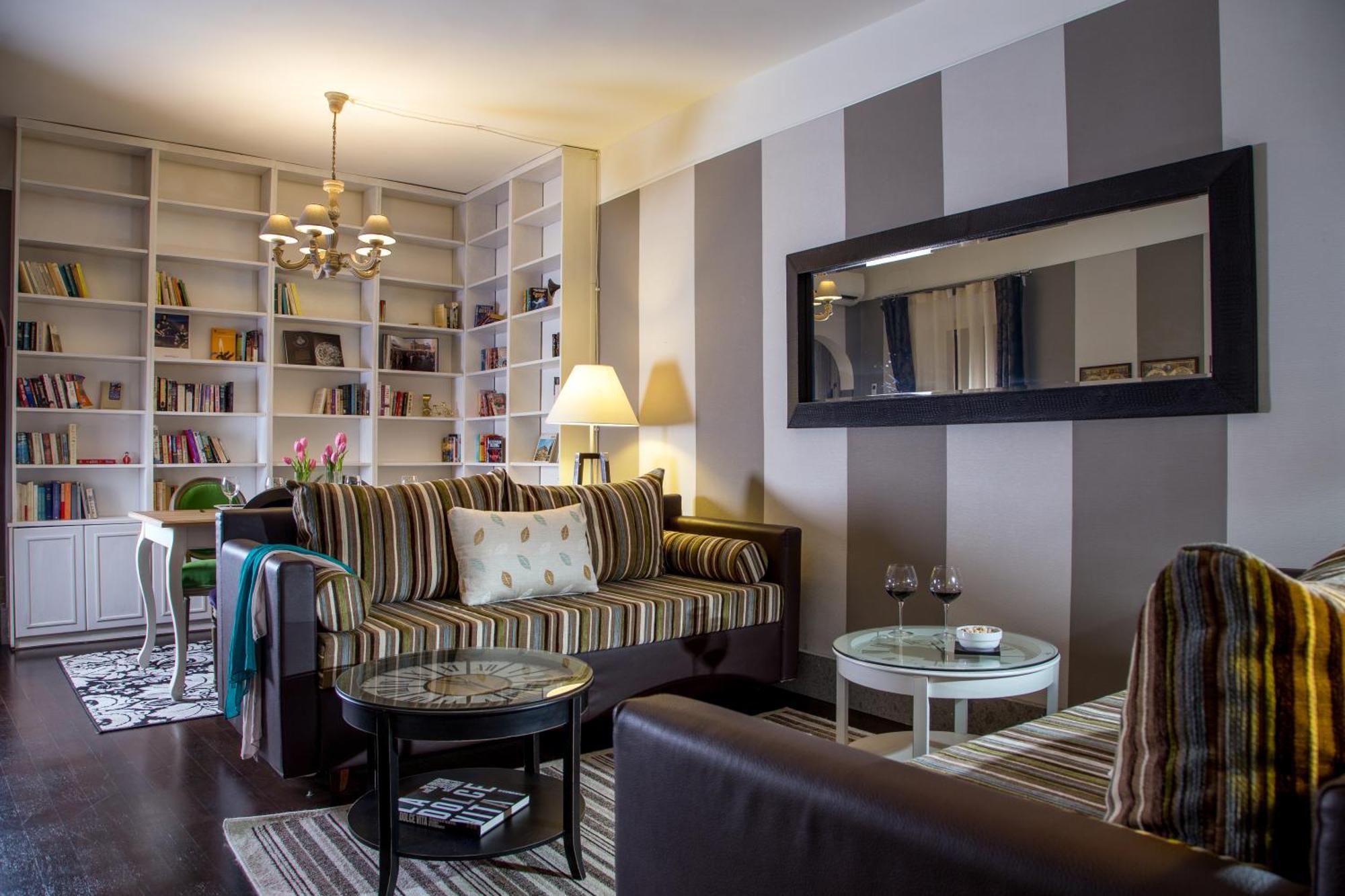 Two-Bedroom Apartment,1716989233:JPEG