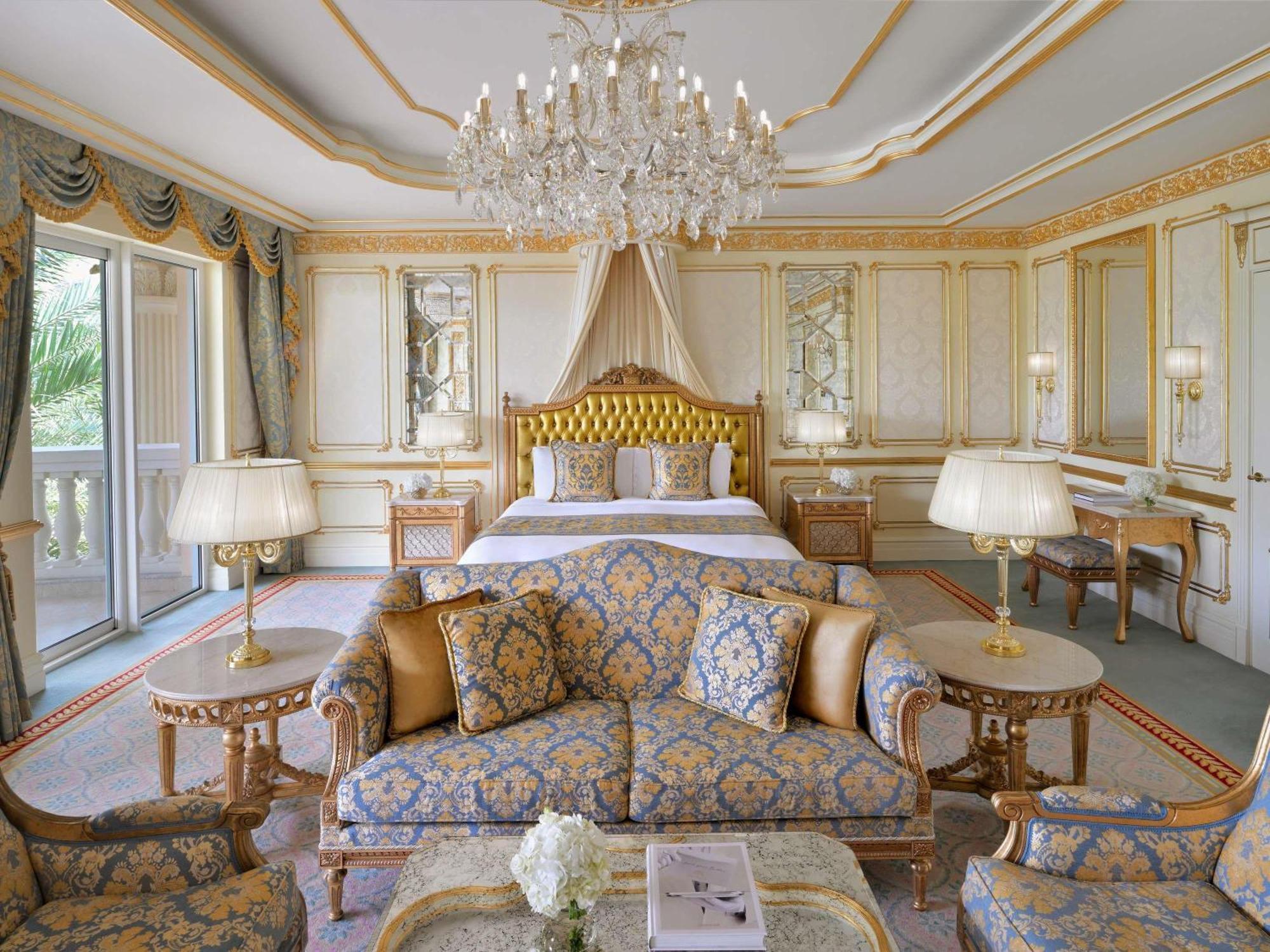 Vila Raffles Royal se soukromým střešním bazénem