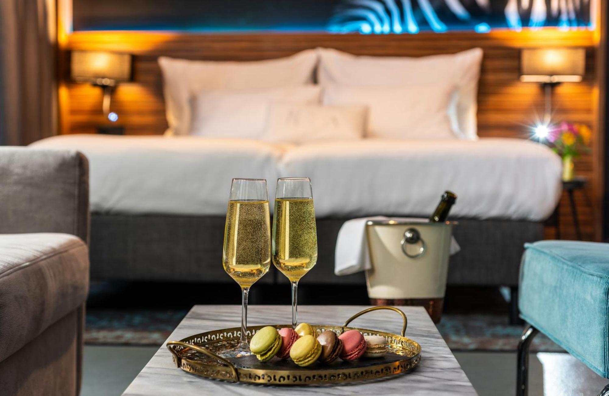 NYX Suite,1746883478:JPEG