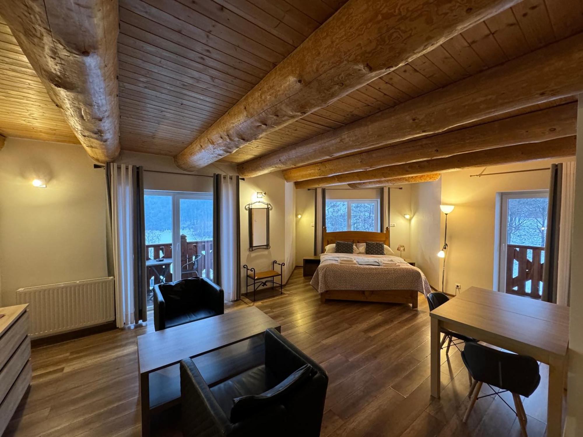 Standard Double Room,1746903308:JPEG