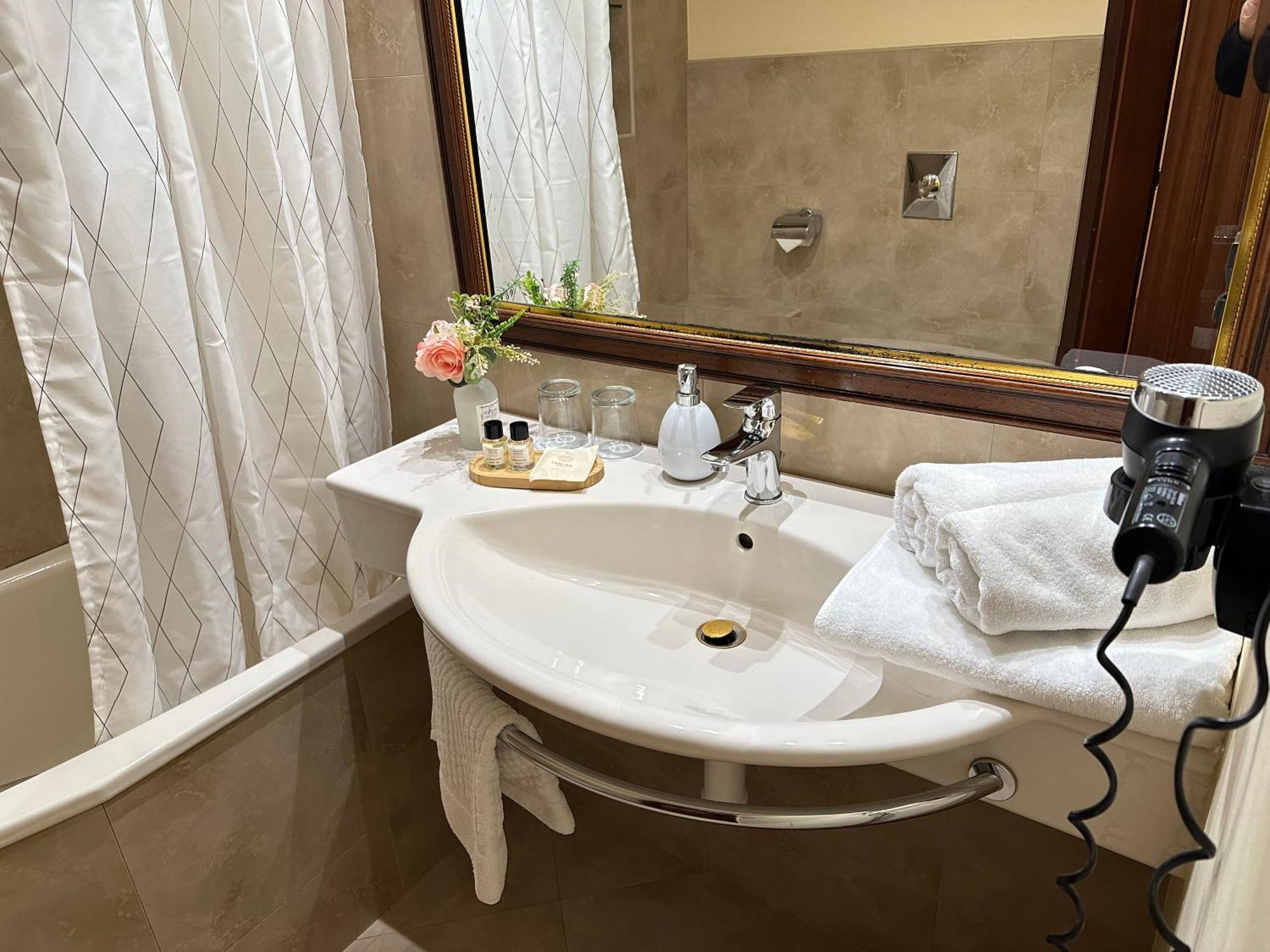 Standard Double Room,1758959918:JPEG