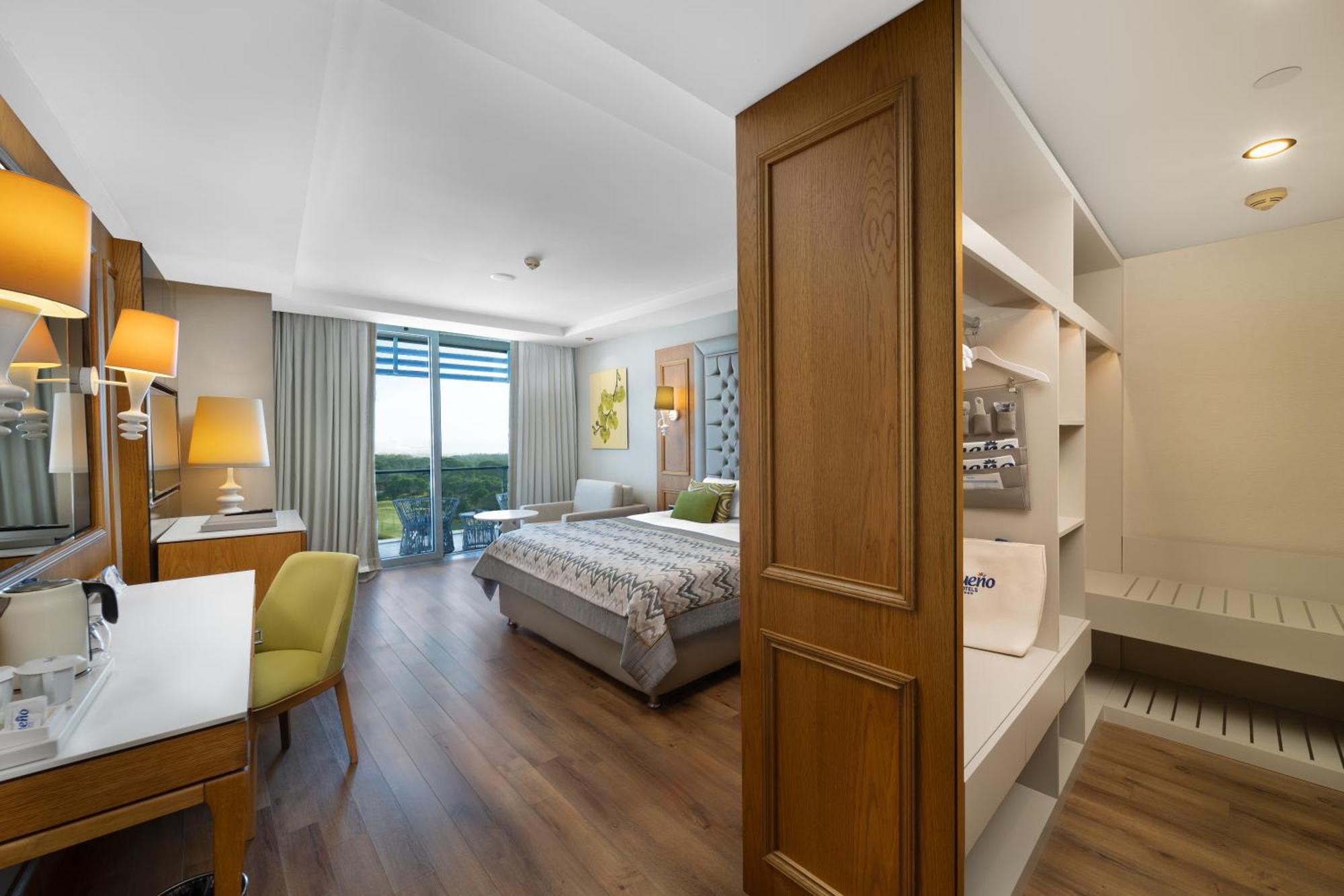 Apartmá Deluxe s výhledem na krajinu a golfové hřiště