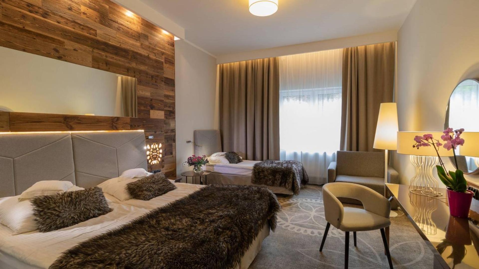 Triple Room,1769842298:JPEG