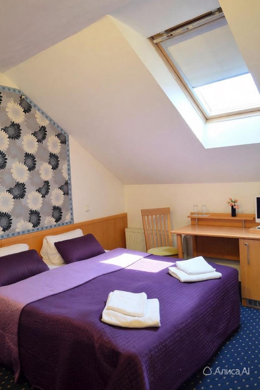 Double Room,1770587927:JPEG