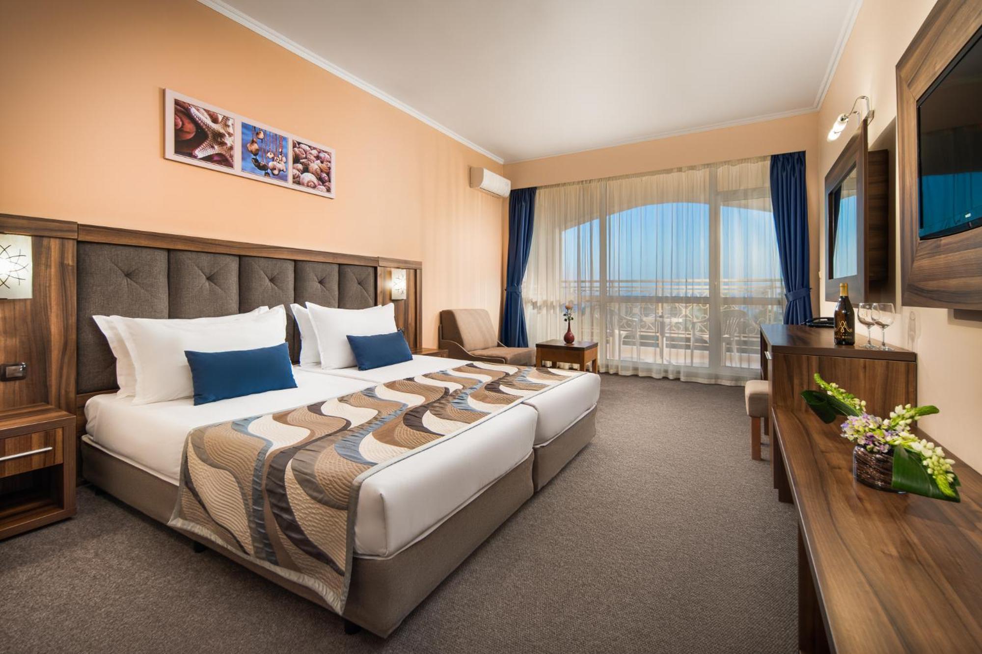 Comfort Twin Room Balcony Pool Access & WiFI,1773691824:JPEG