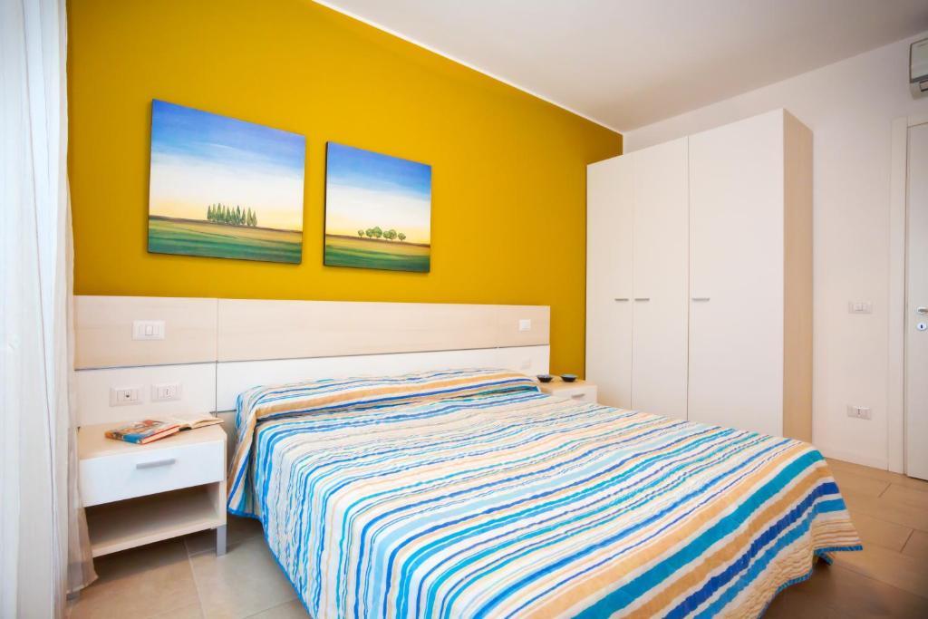 Apartmán se 2 ložnicemi a výhledem na moře.