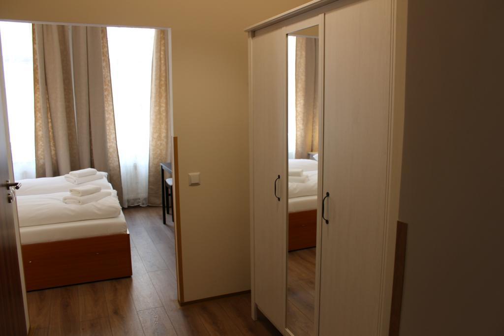 Dvoulůžkový pokoj s manželskou postelí nebo oddělenými postelemi