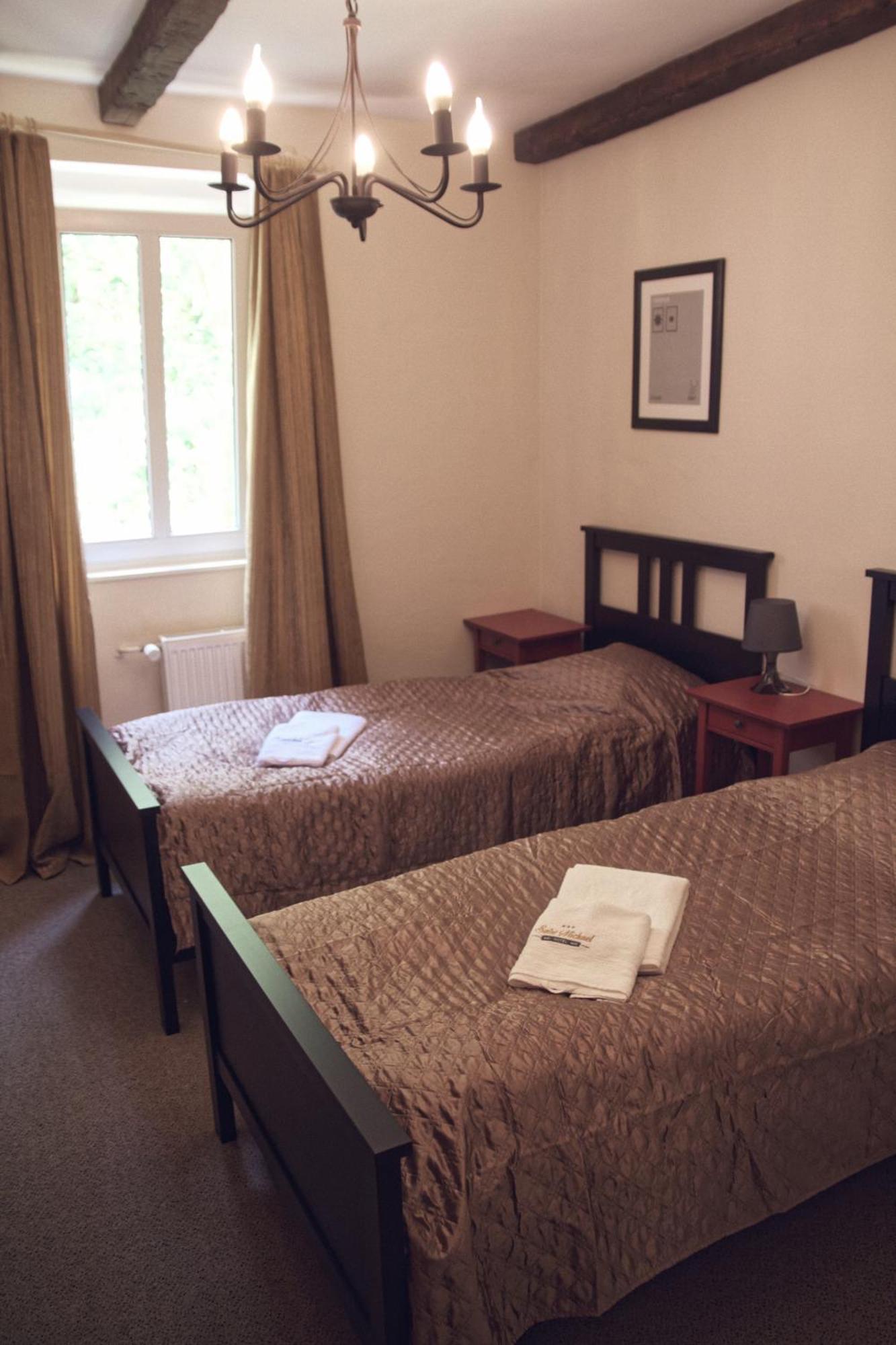 Comfort Twin Room,710698105:JPEG