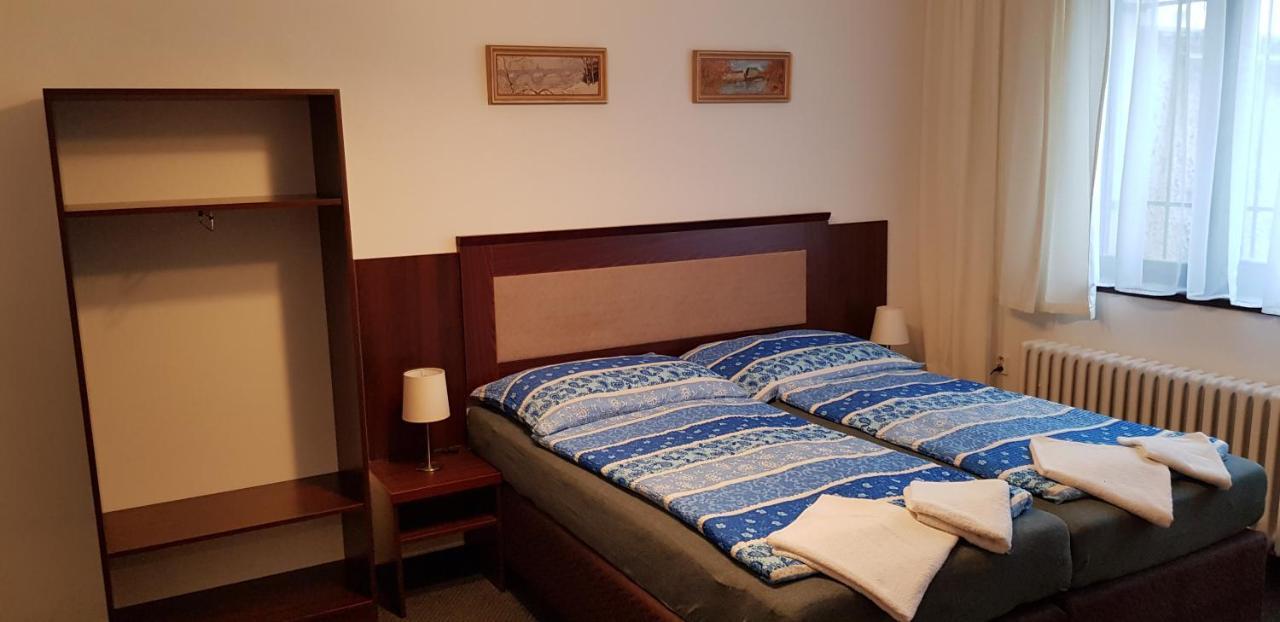 Double Room,744209866:JPEG