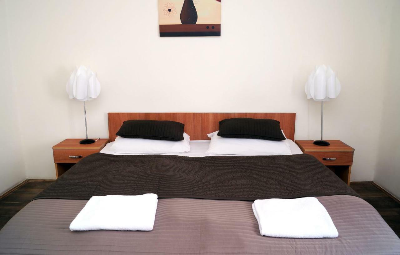 Double Room,1722929695:JPEG