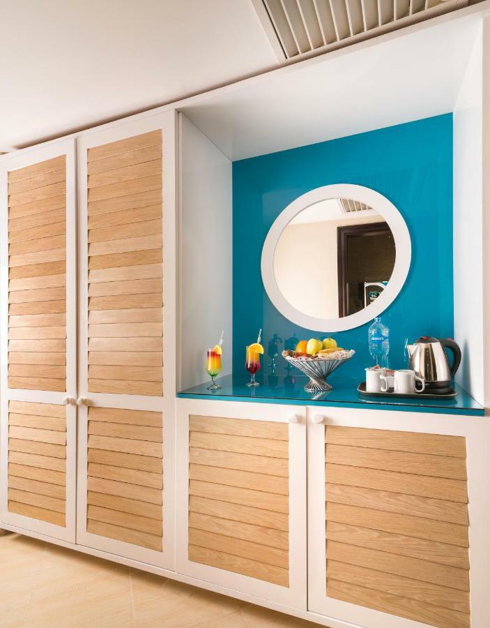 Deluxe Double Room with Sea View,910030384:JPEG