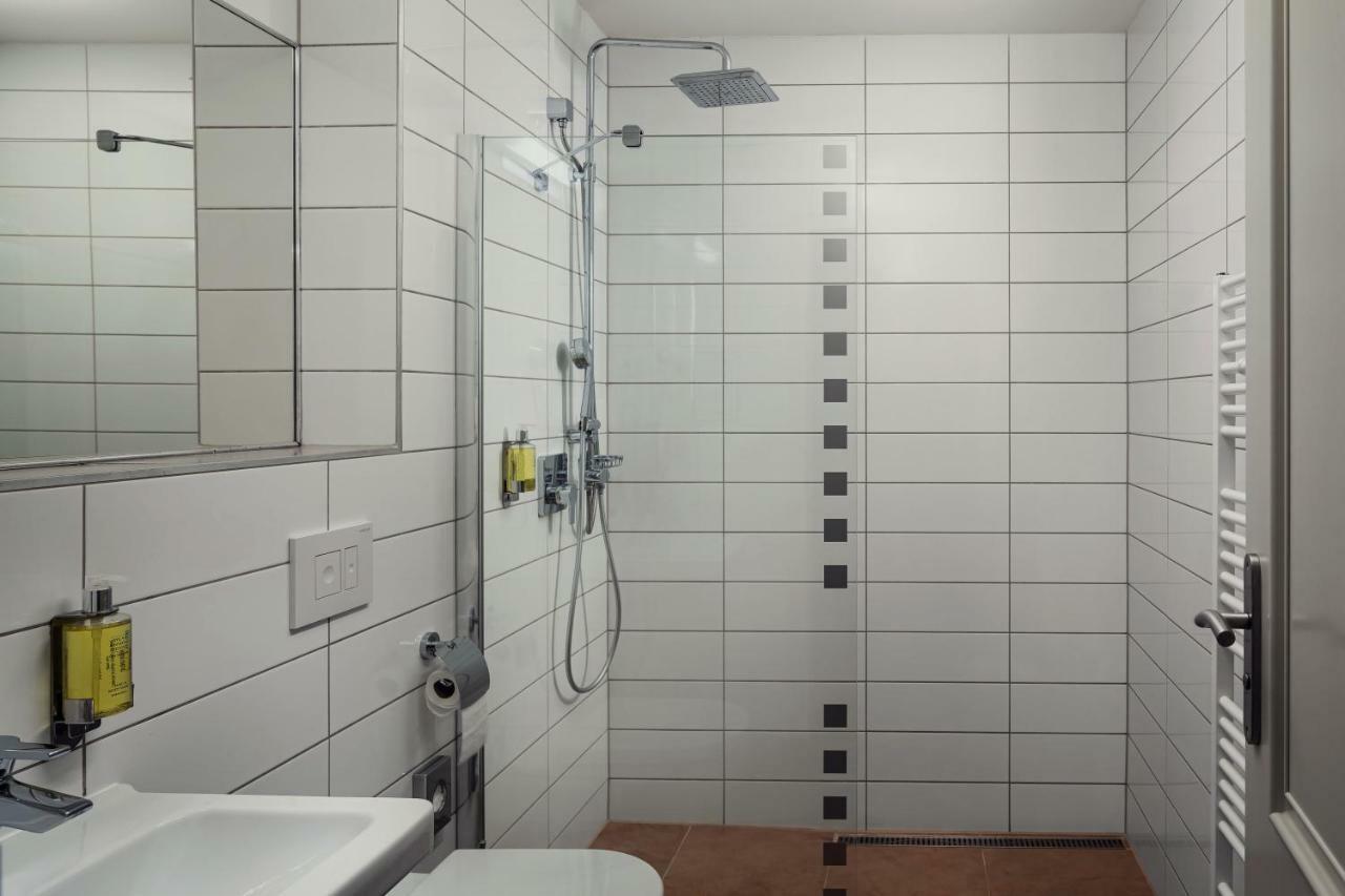 Triple Room,912967153:JPEG