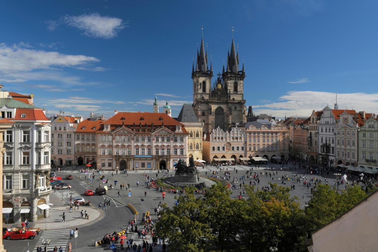 Dvoulůžkový pokoj Superior s manželskou postelí