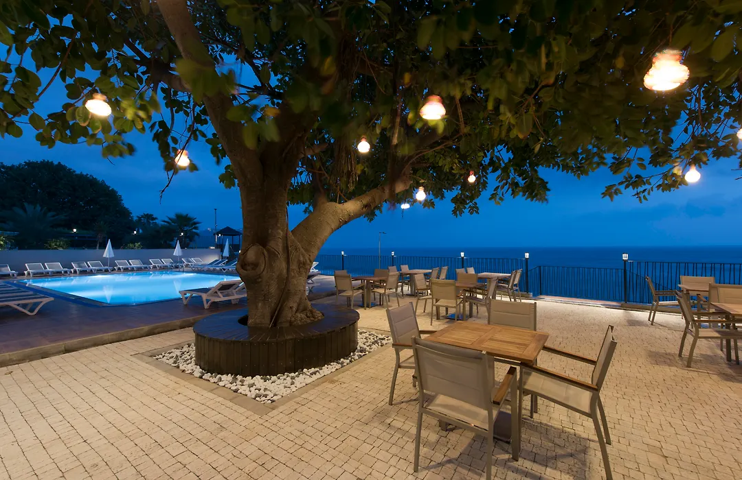 Floria Beach Hotel-1