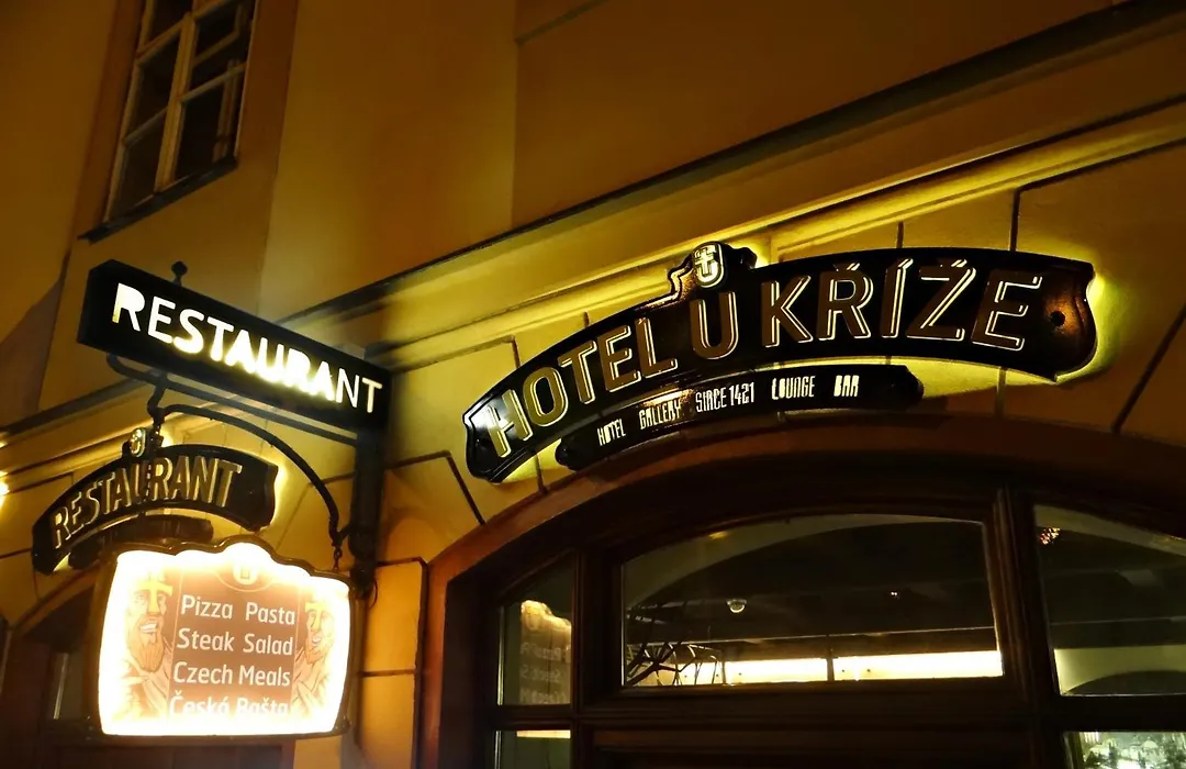 Hotel U Kříže-1