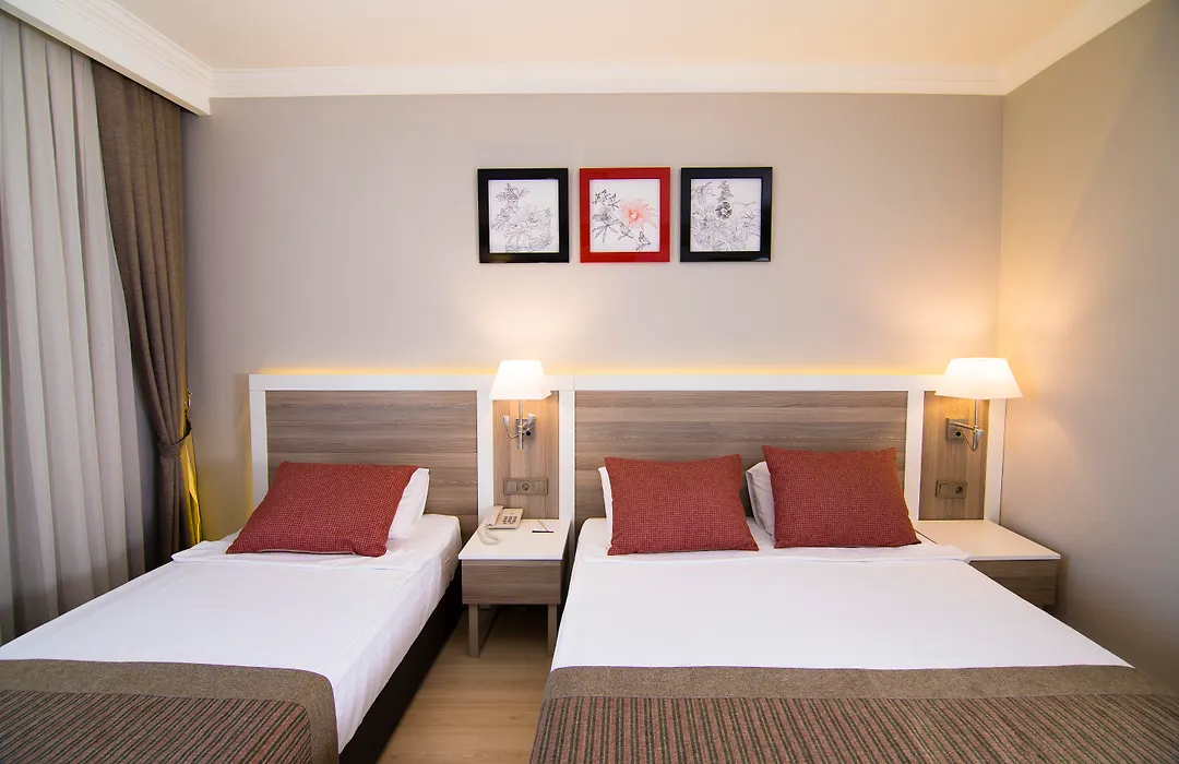Port River Hotel & Spa-1