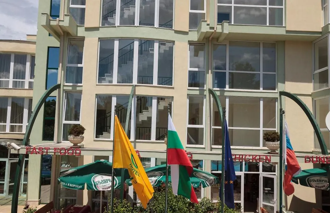 Sunny Day Club Hotel-1