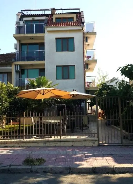 Guest House Sineva-1