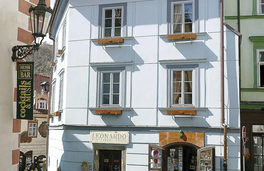 Hotel Leonardo-1