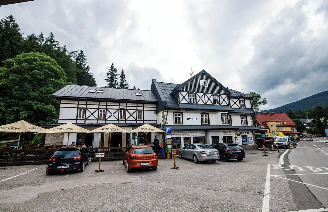 Hotel Lomnice-1