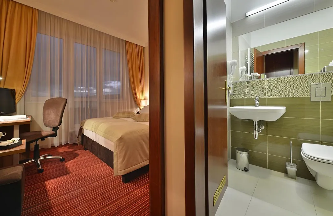 Apollo Hotel Bratislava-1
