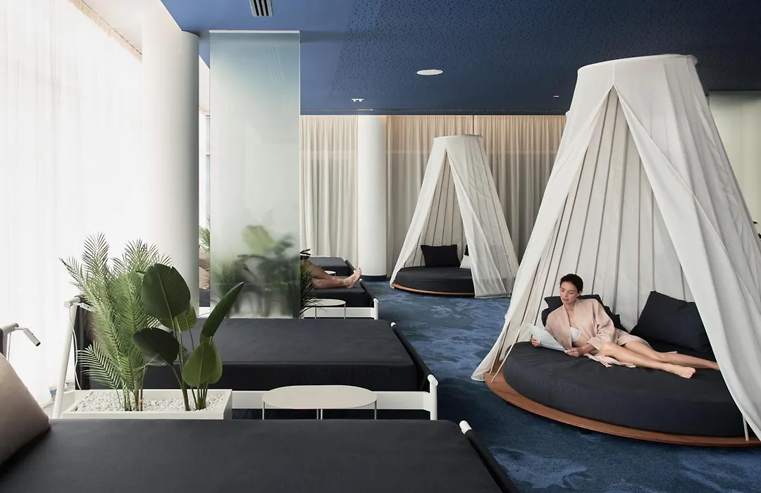 Falkensteiner Hotel & Spa Jesolo-1