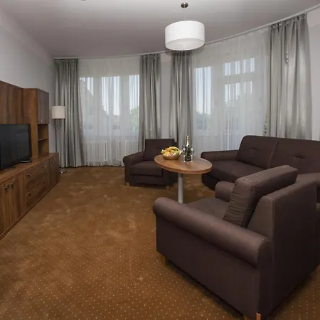 Hotel Bellevue Tlapak-2