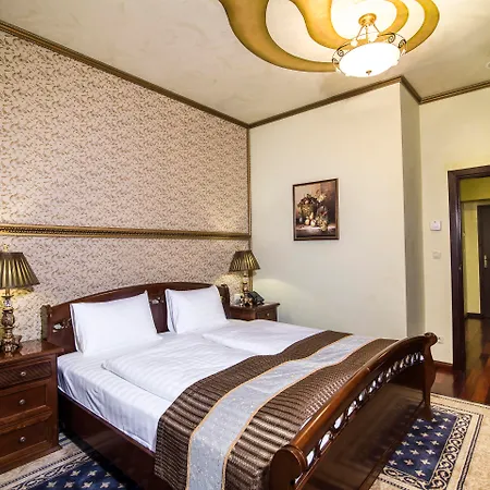 Rubezahl-Marienbad Luxury Historical Castle Hotel & Golf-Castle Hotel Collection-2