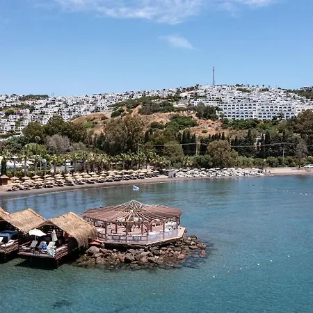 Golden Beach Resort & Spa-3