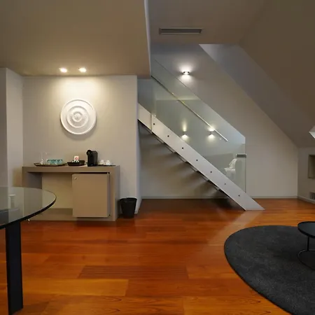 987 Design Prague Hotel-3