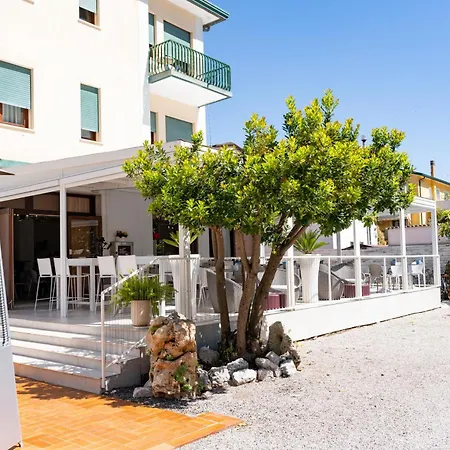 Hotel Regina-3